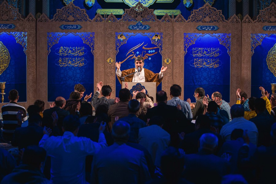 تصاویر مراسم مناجات خوانی شب هفدهم ماه رمضان 1445