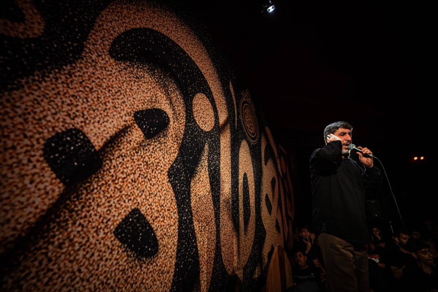 تصاویر شب اول برنامه عزاداری شهادت حضرت زهرا(س) 1 آذر 1404