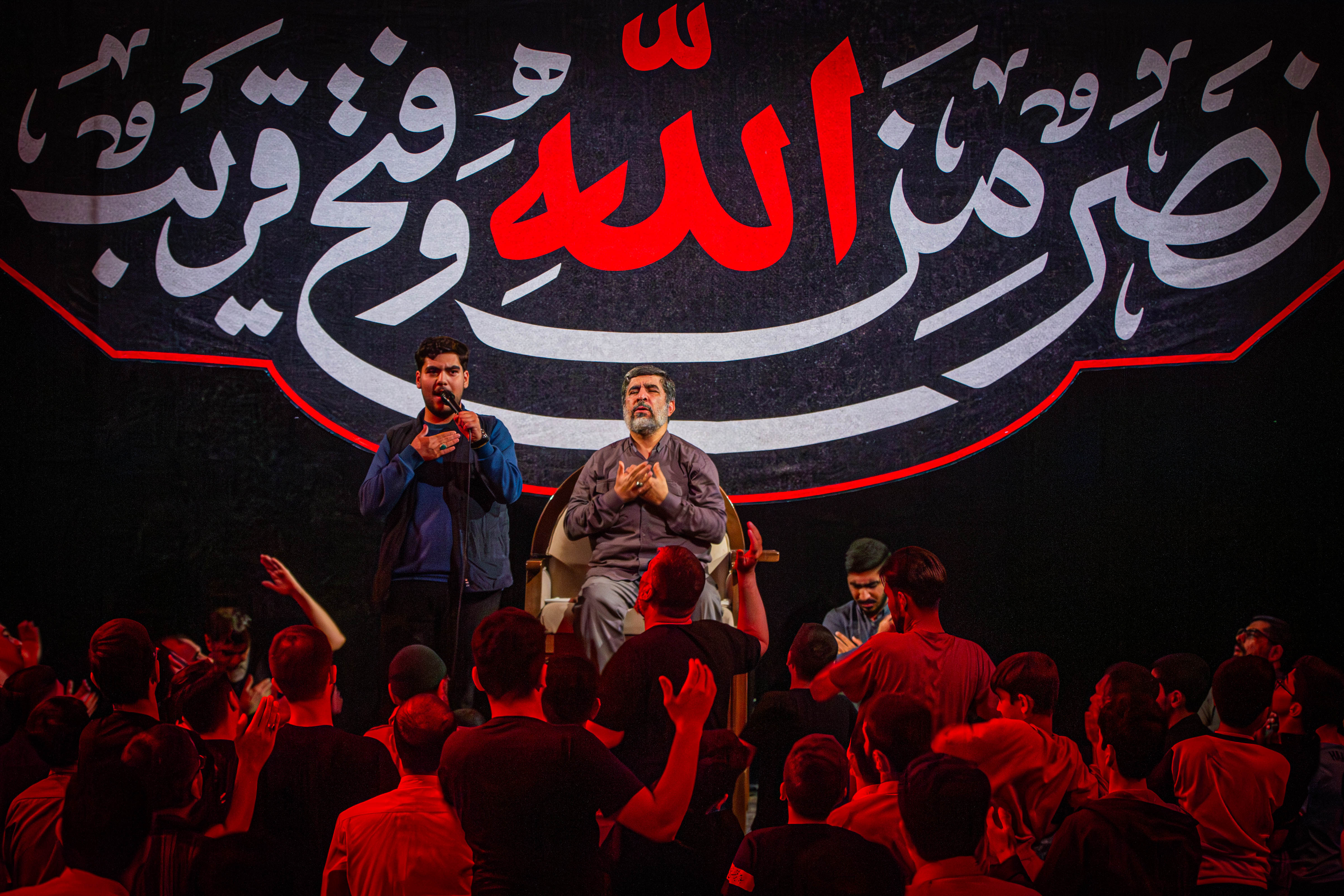 تصاویر مراسم ذکر توسل هفتگی و سیره امام شهید ۱۵ مهر ۱۴۰۵